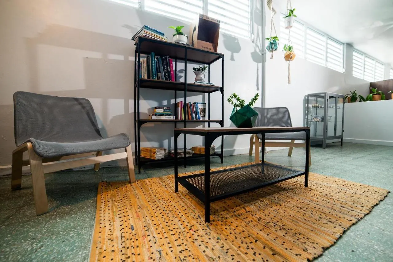 Santurcia Hostel (Adults Only) 산후안